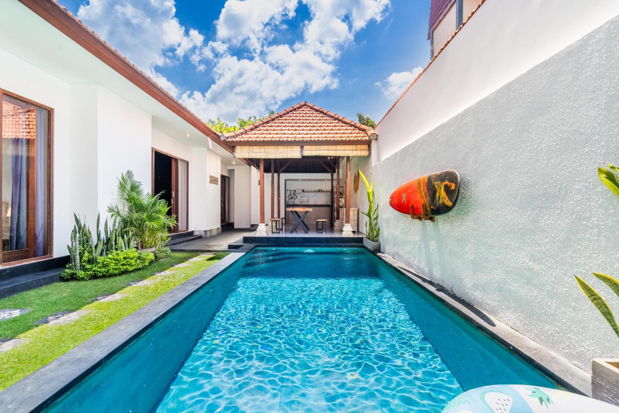 4-Bedroom Pool Villa Near Seminyak Center Eksteriør bilde