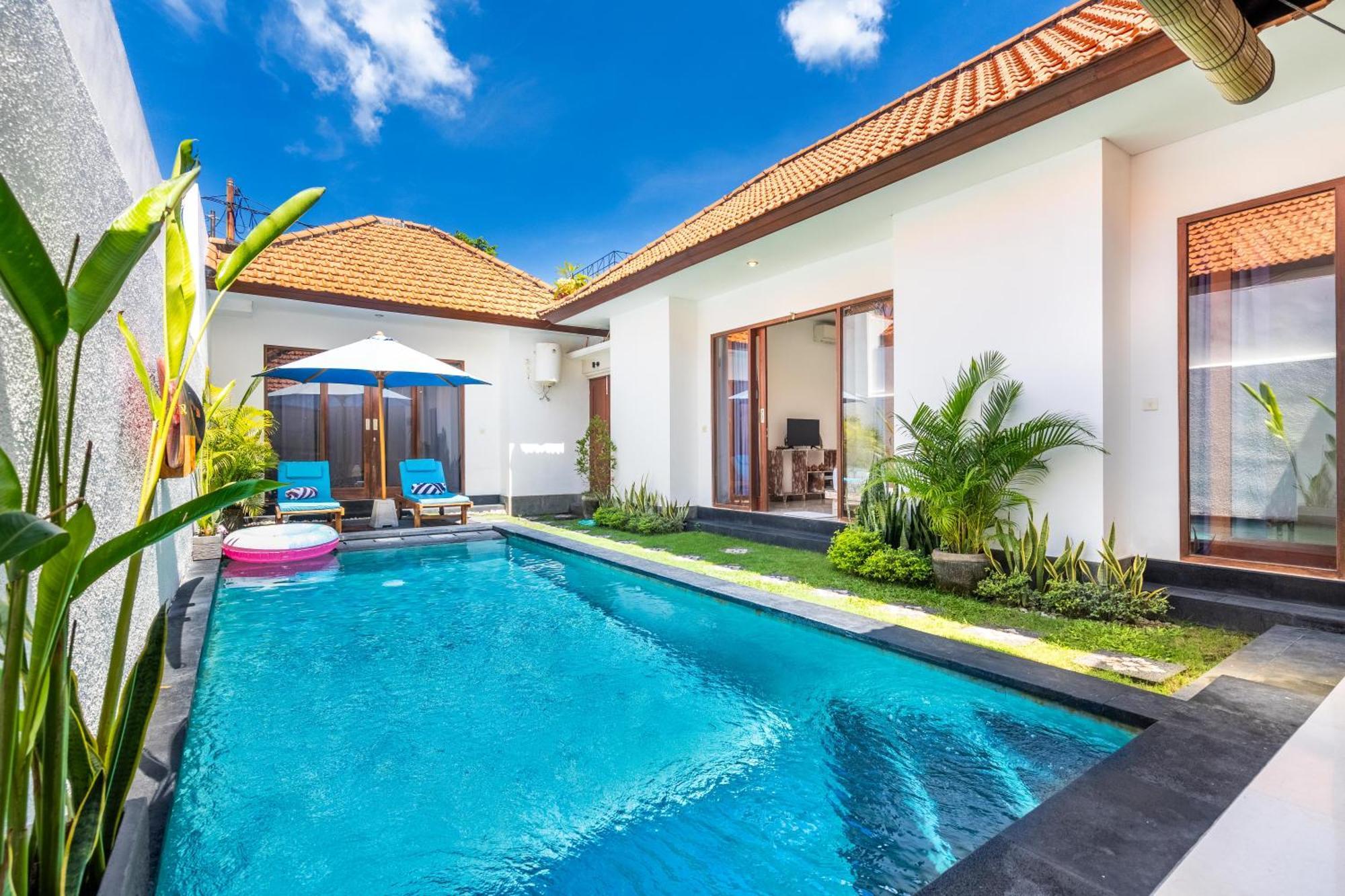 4-Bedroom Pool Villa Near Seminyak Center Eksteriør bilde