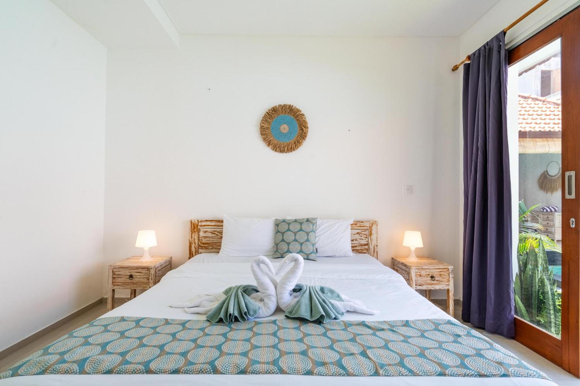 4-Bedroom Pool Villa Near Seminyak Center Eksteriør bilde