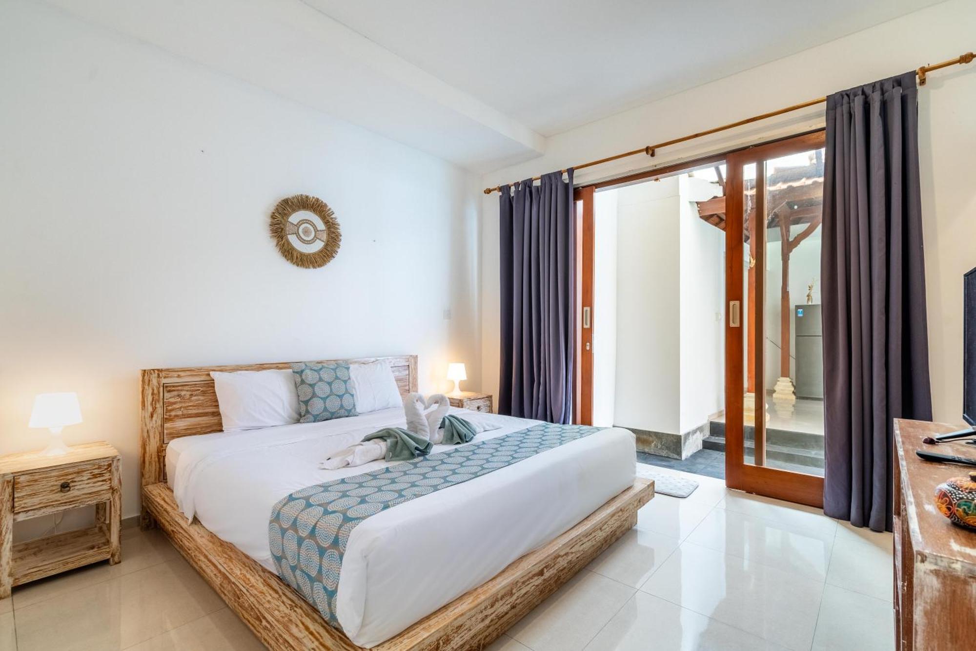 4-Bedroom Pool Villa Near Seminyak Center Eksteriør bilde